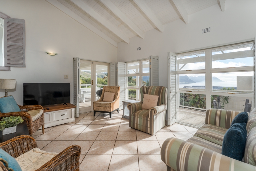 4 Bedroom Property for Sale in Simons Kloof Western Cape